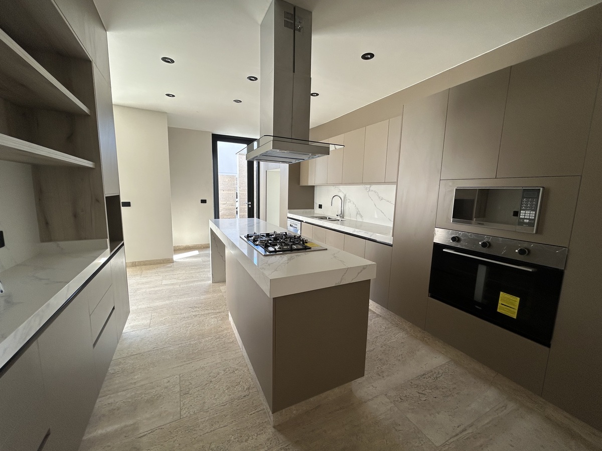 4 de 30: Hermosa, cocina, equipada