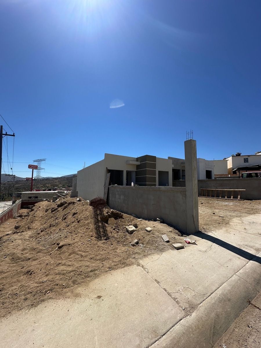 Venta de Casa en Obra Negra Villas del Prado Ii Ensenada