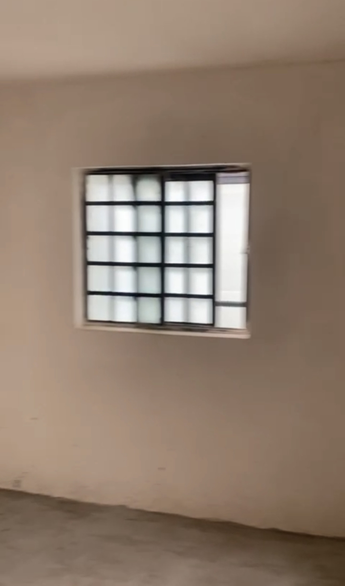 4 de 50