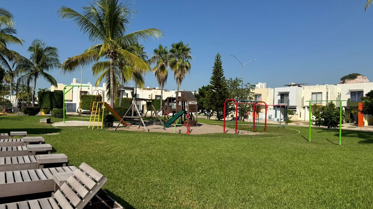 9 de 33