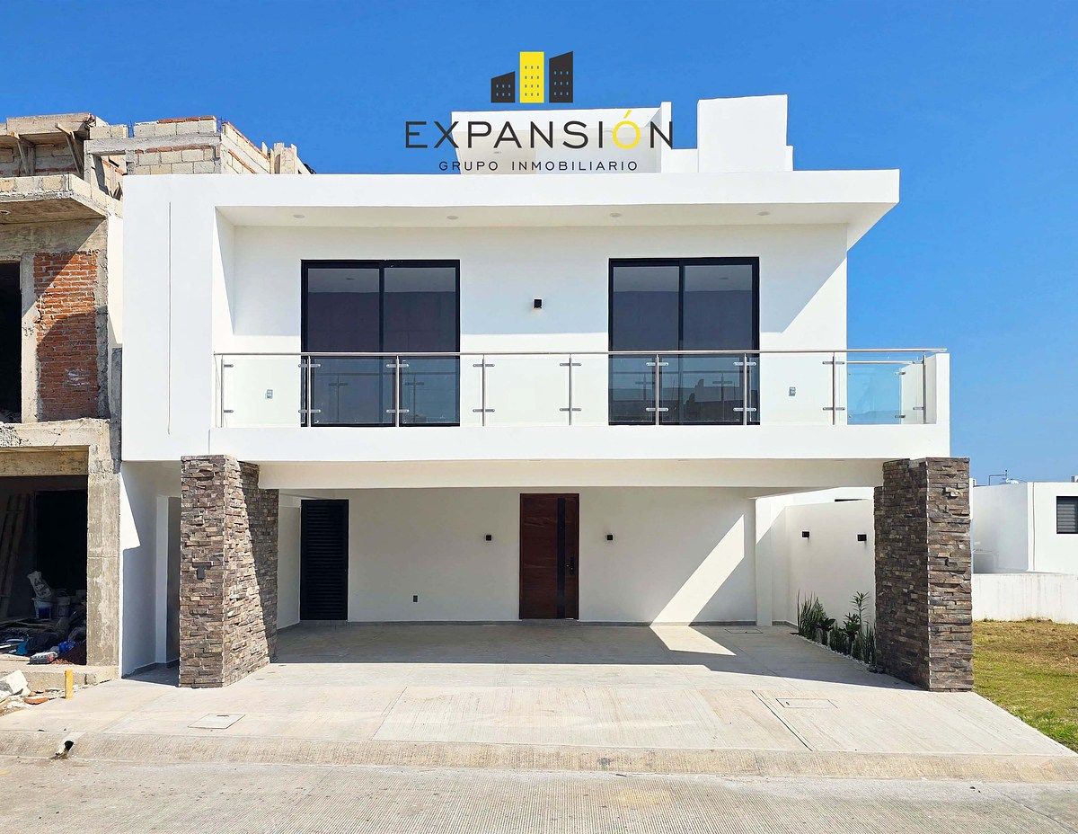 Casa en venta en Lomas del Dorado