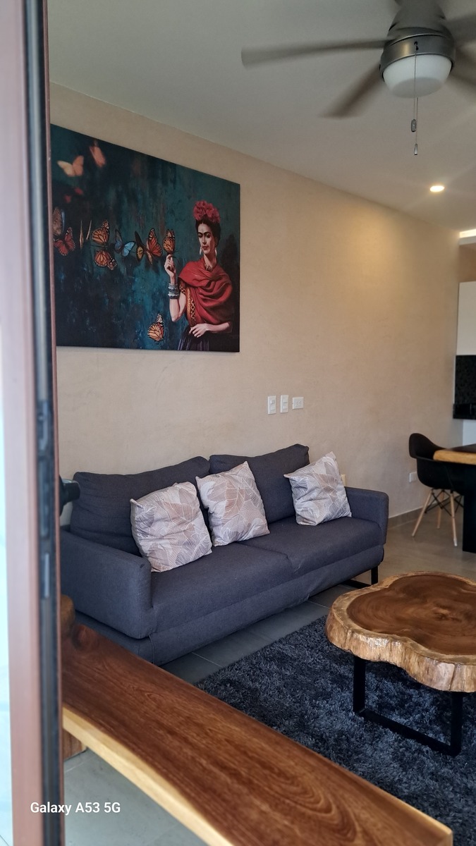 3 de 9: La sala!