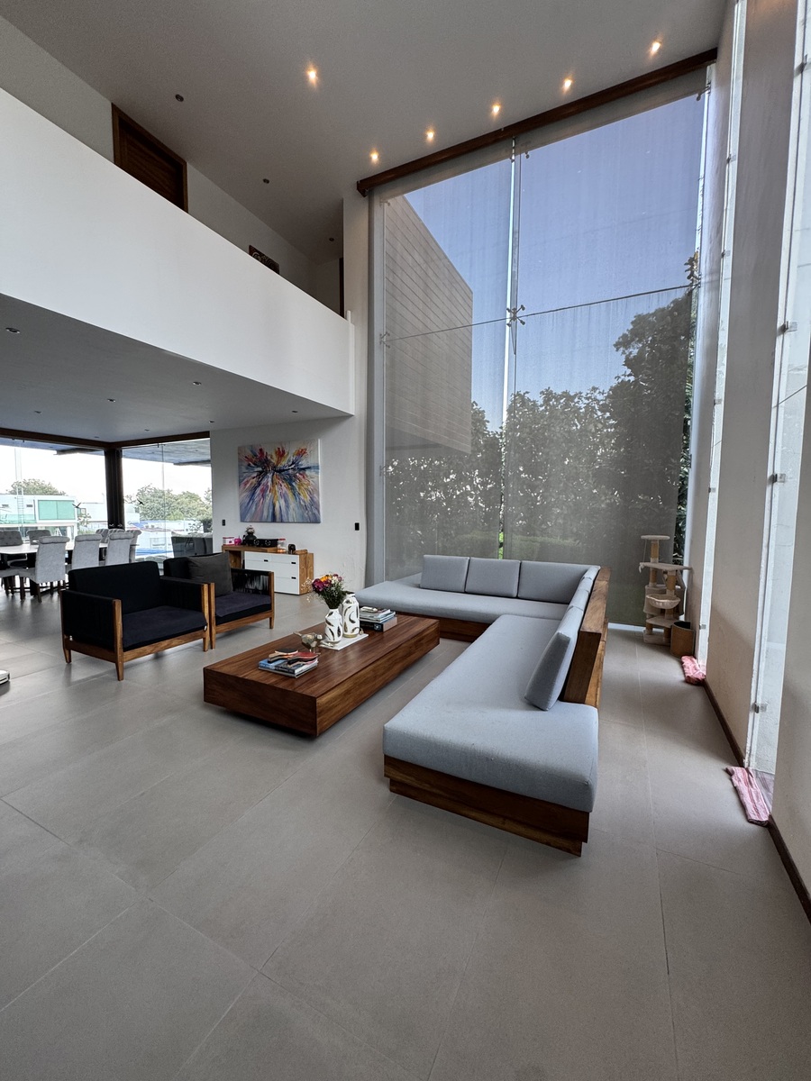 4 de 50: Casa en Venta en El Palomar Sala