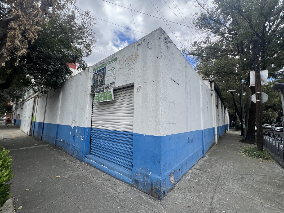 4 de 7