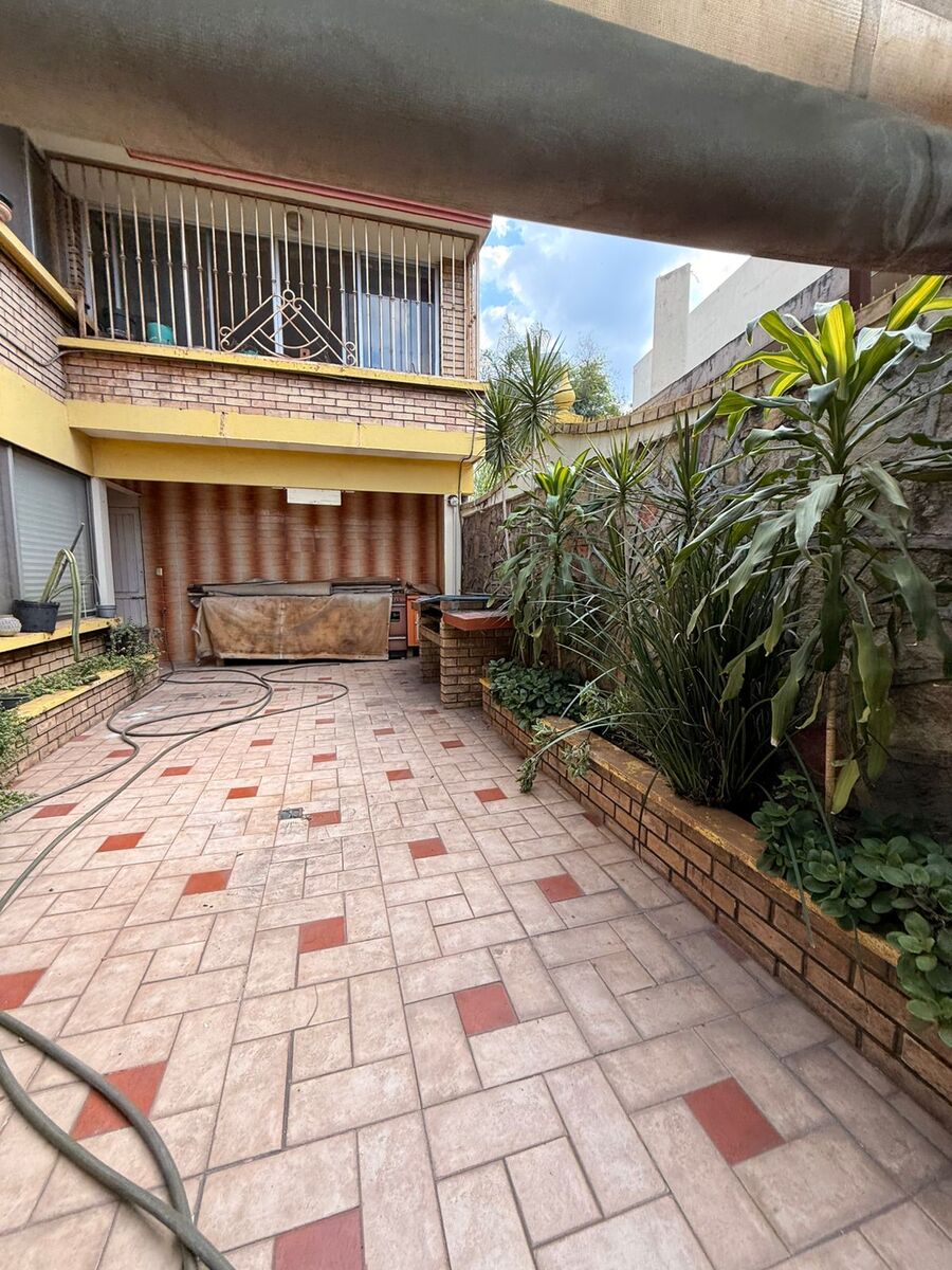 4 de 7