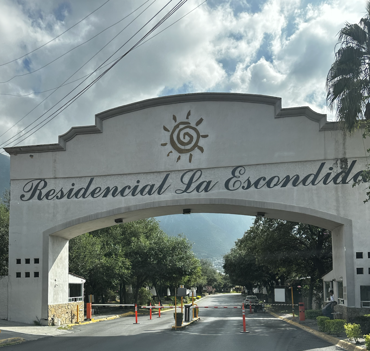 1 de 15: Gate