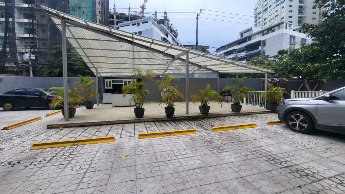13 de 16