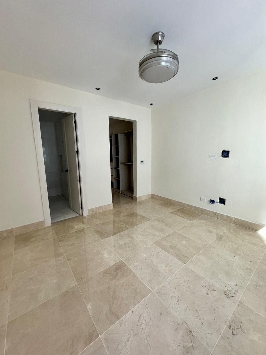 11 de 26: Habitación