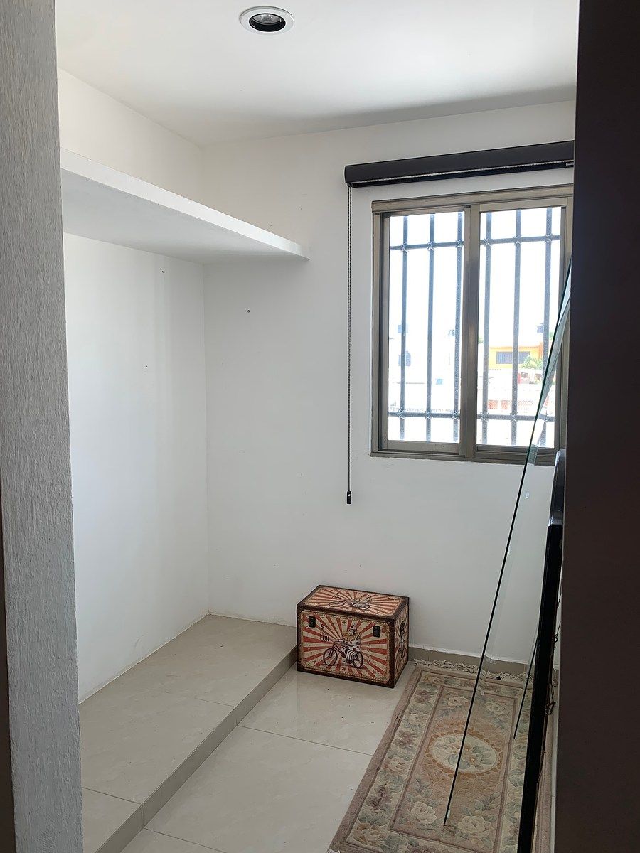 Vestidor recámara principal, foto 23 de 29