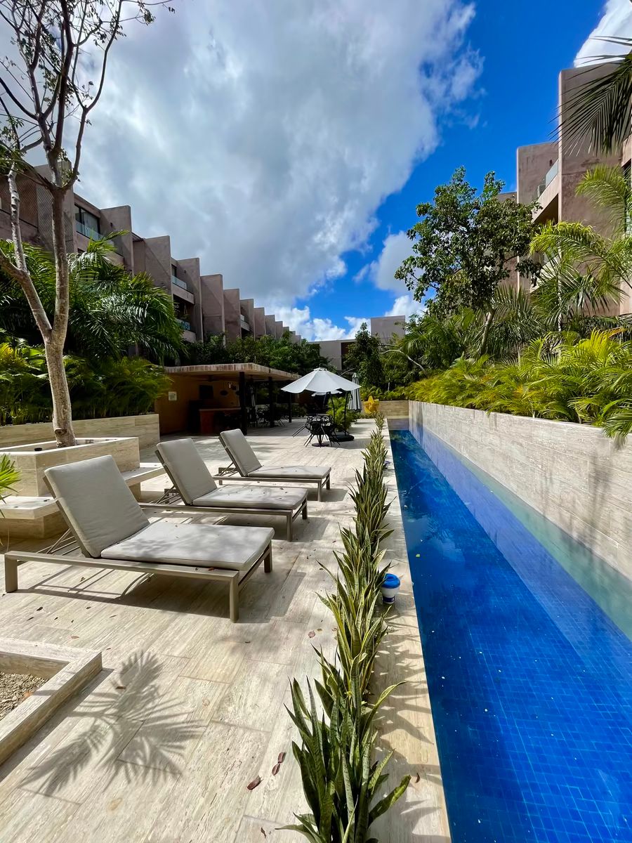 2 de 40: Carril de nado