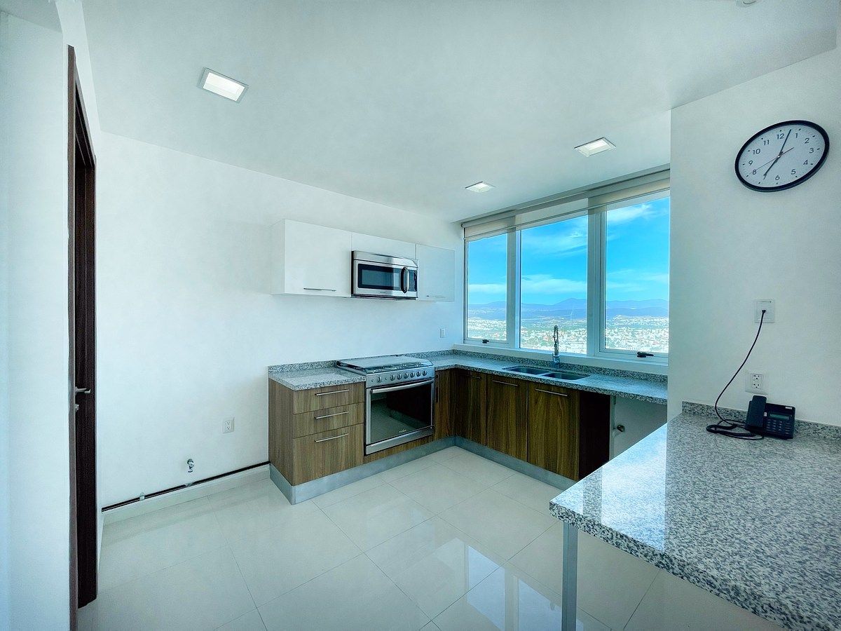 Renta Departamento con vista increíble en Juriquilla Towers