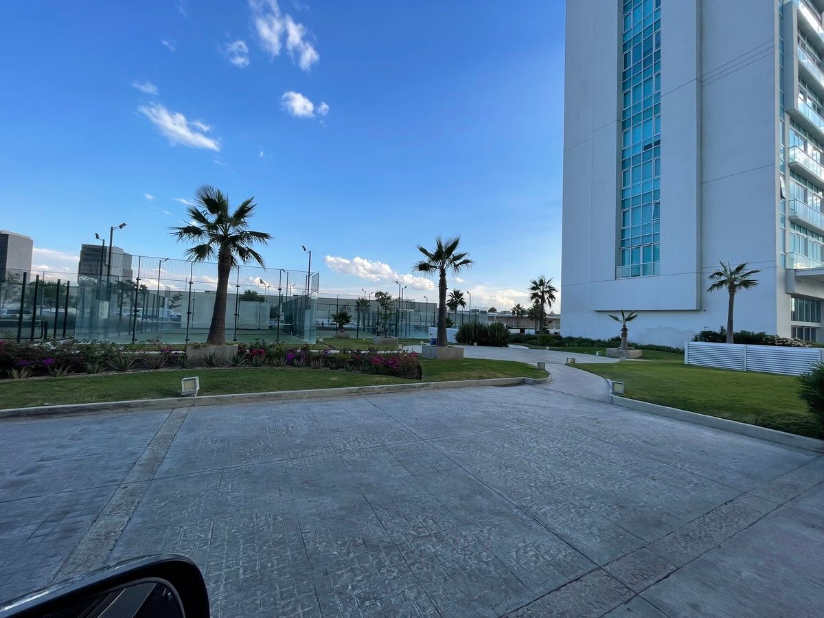 Renta Departamento con vista increíble en Juriquilla Towers