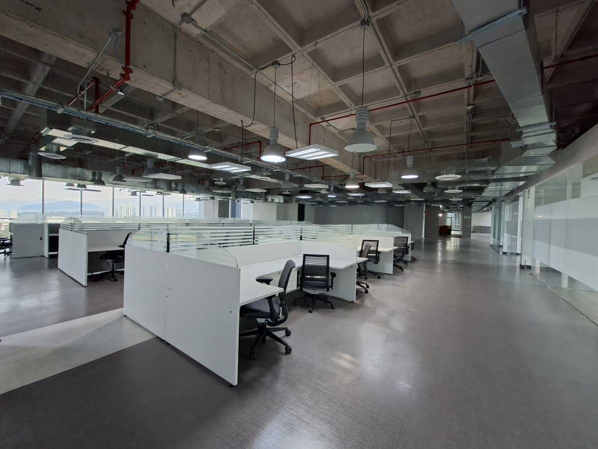 4 de 15: Piso 11    1,200m2