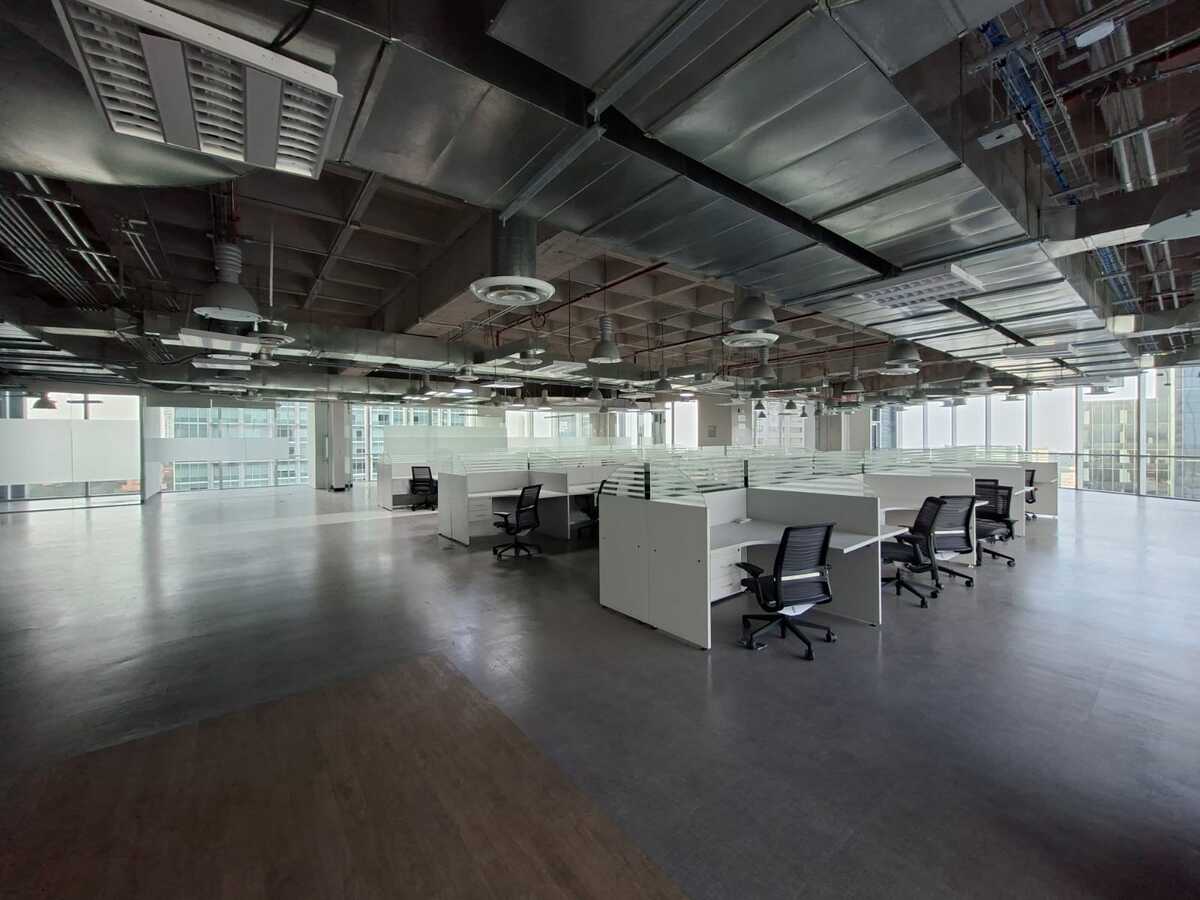 2 de 15: Piso 11    1,200m2