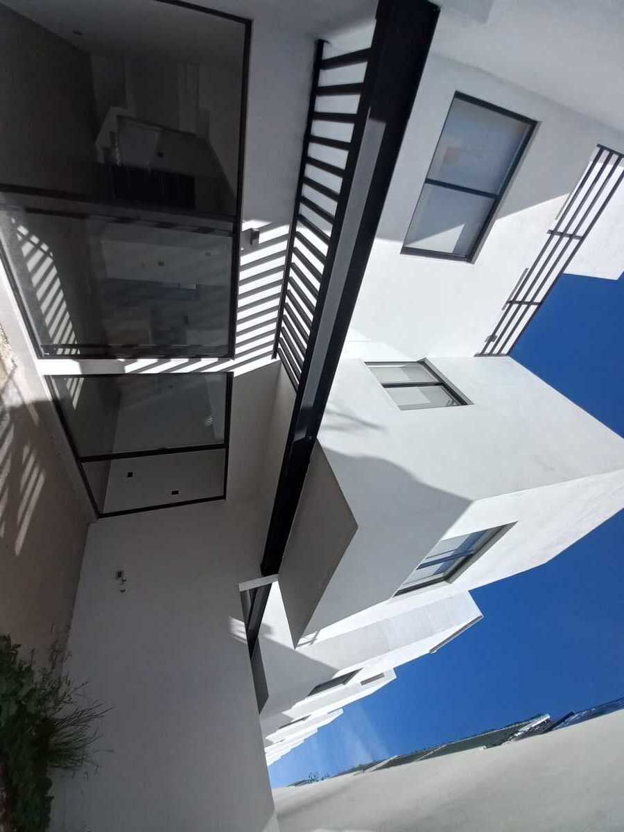 4 de 17