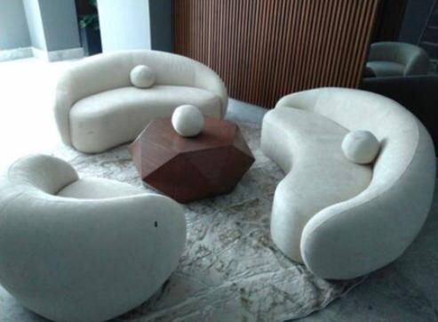 27 of 33: Sala Recepción