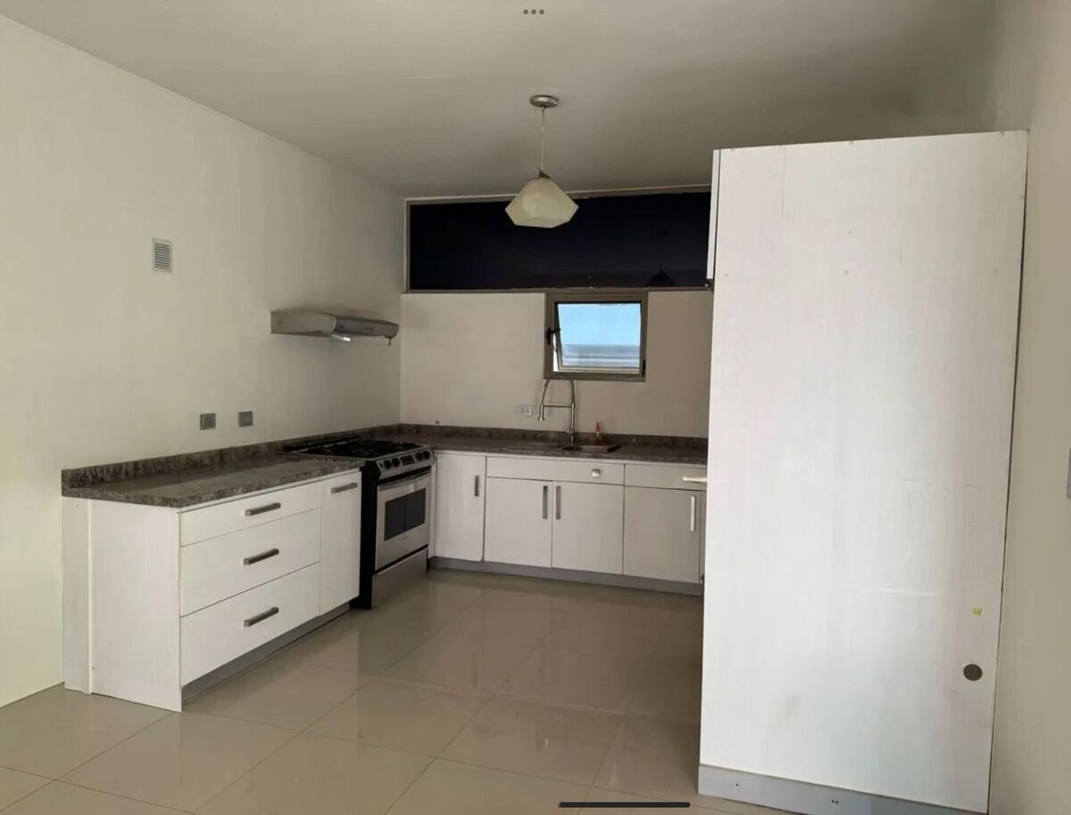 Casa em Colinas del Valle, Monterrey, foto 2 de 15