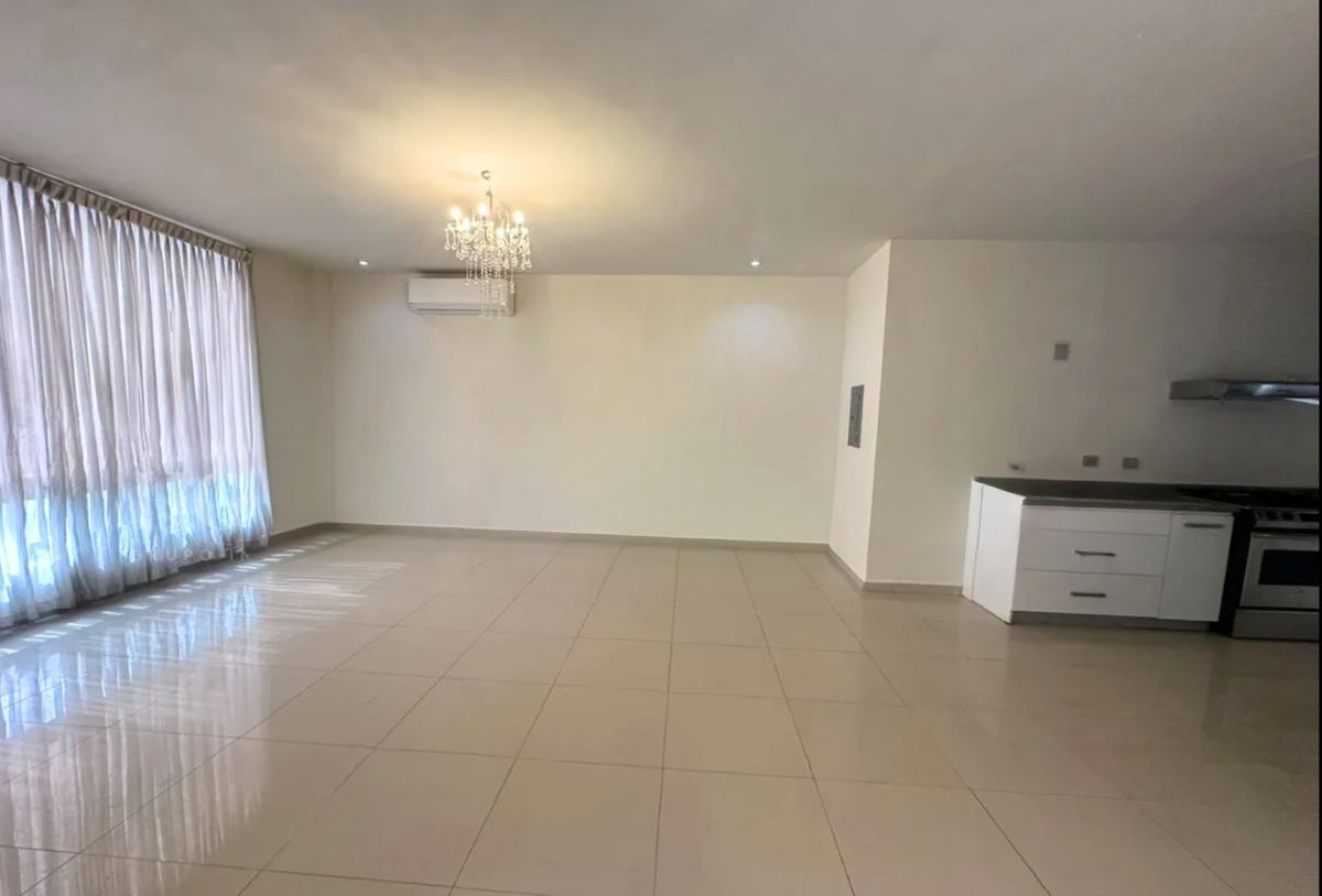 Casa em Colinas del Valle, Monterrey, foto 4 de 15