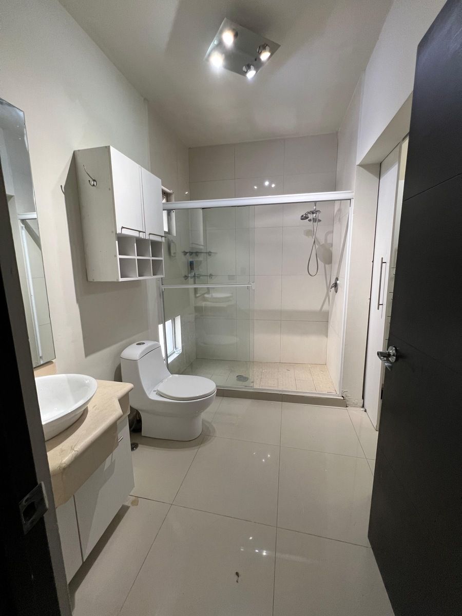 Casa em Colinas del Valle, Monterrey, foto 10 de 15