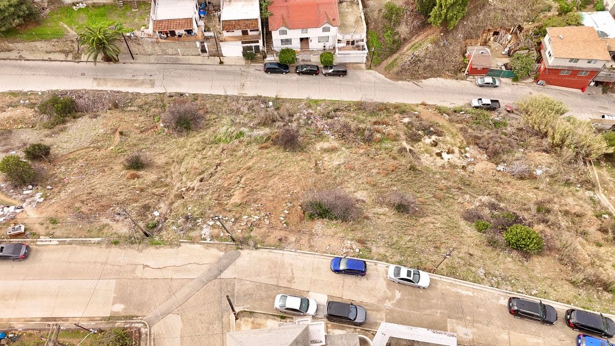 Terreno en Cumbres de Juárez Cerca de Cacho Aguacaliente Hipodromo Hacienda
