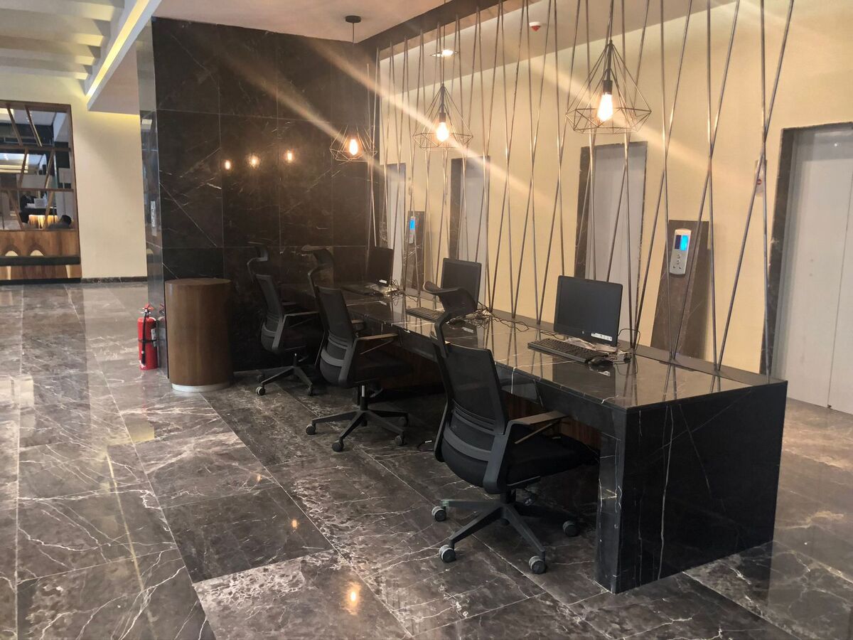 5 de 15: Business Center