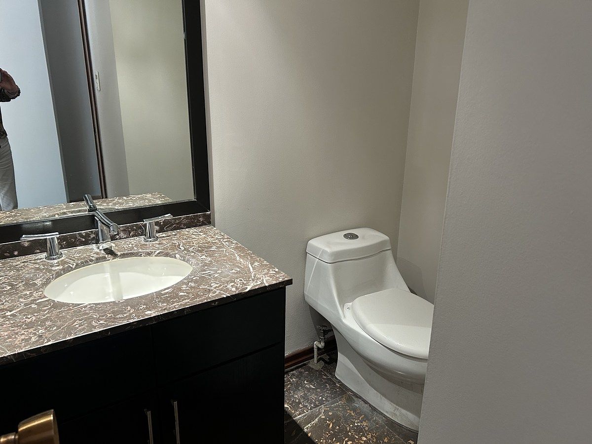 3 de 15: Baño visitas