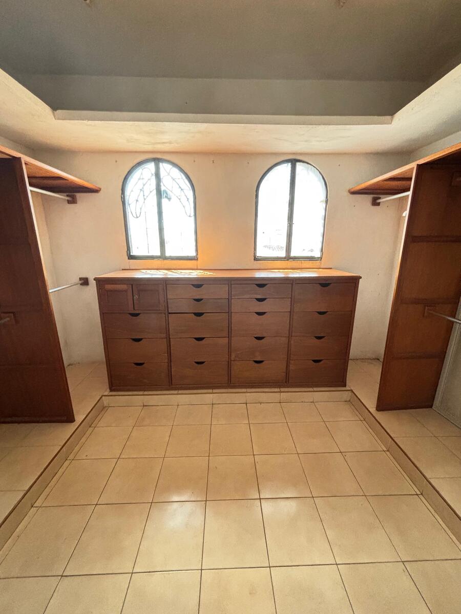 5 de 29: closet recámara principal