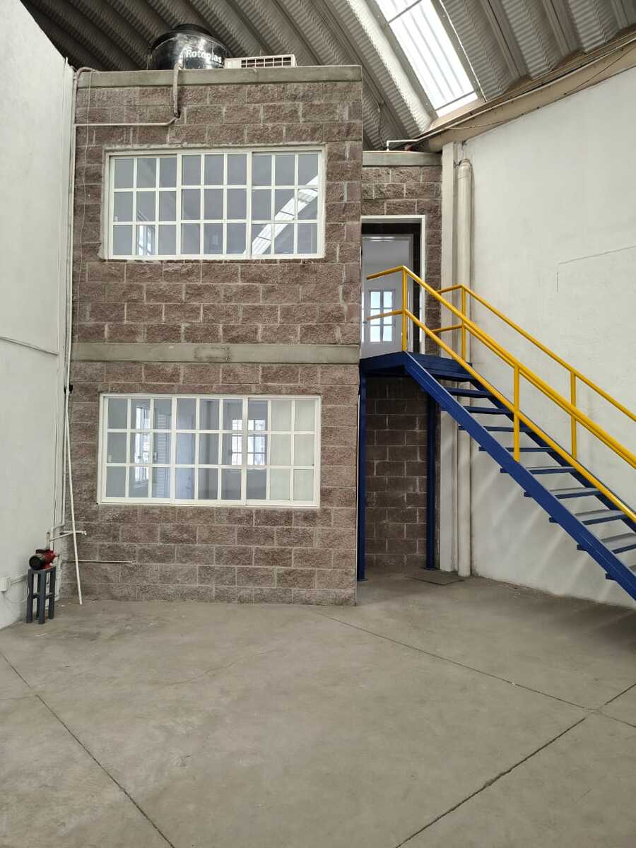 5 de 16: Renta nave 700 m2, Parque Bernardo Quintana, Querétaro