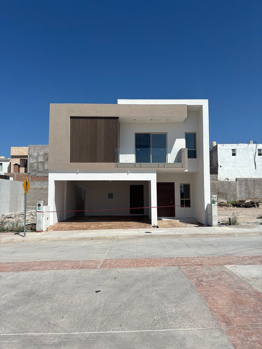 CASA EN VENTA AL NORTE, foto 1 de 18