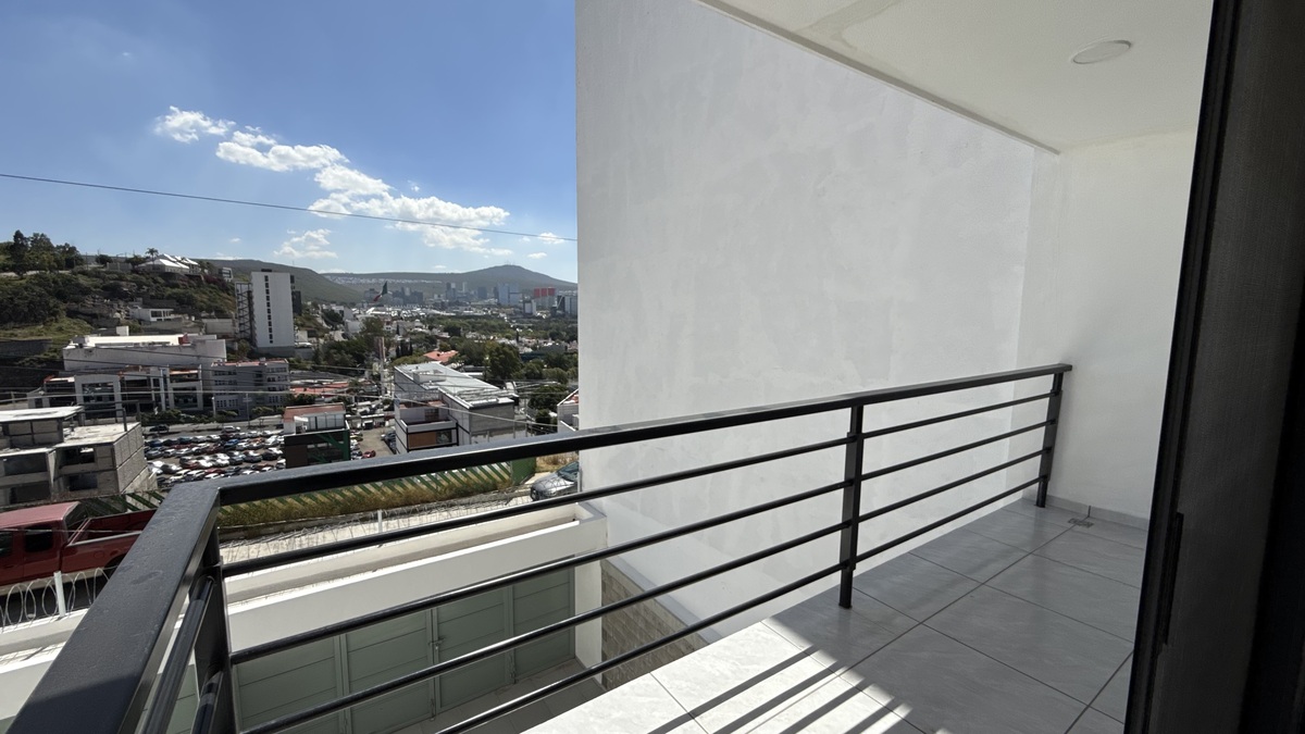 4 de 19: Balcón / Terraza
