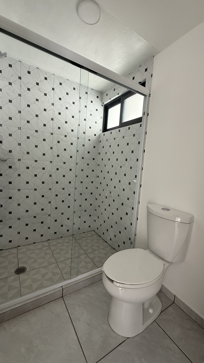 13 de 19: Baño visitas