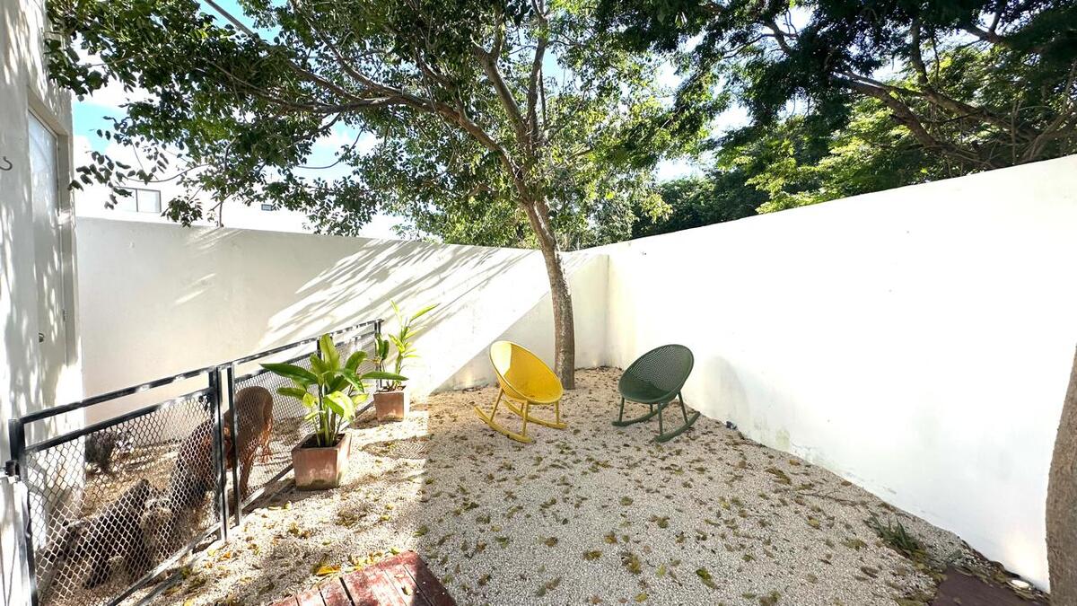 10 de 12: Patio