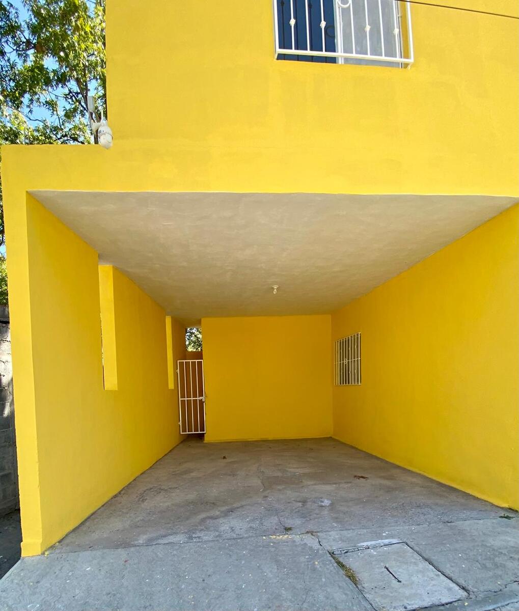3 de 19: Cochera