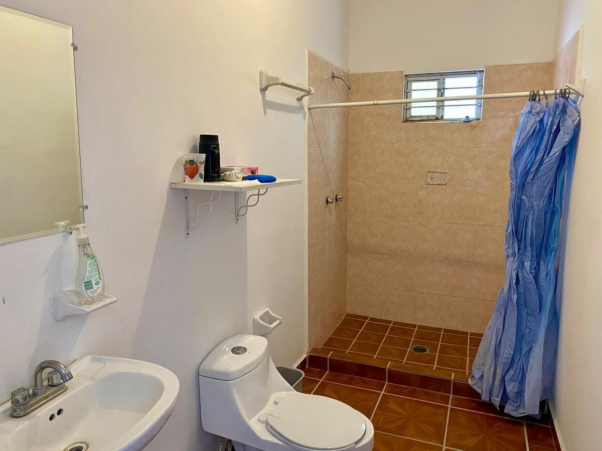 15 de 19: Baño completo