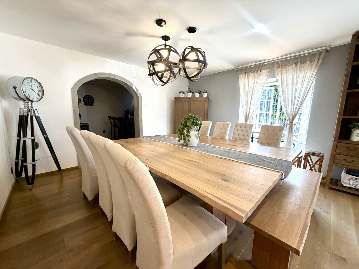 2 of 30: Comedor