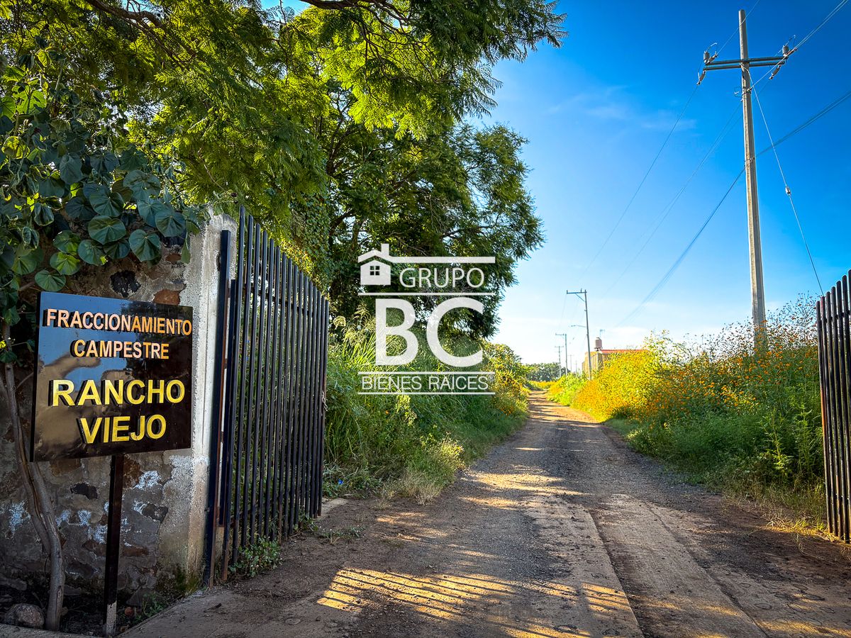 Terreno en Rancho Viejo: oportunidad ideal disfrutar de la naturaleza - foto 1