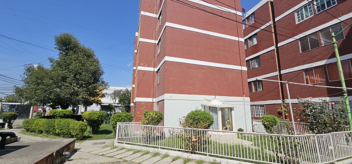 41 de 44