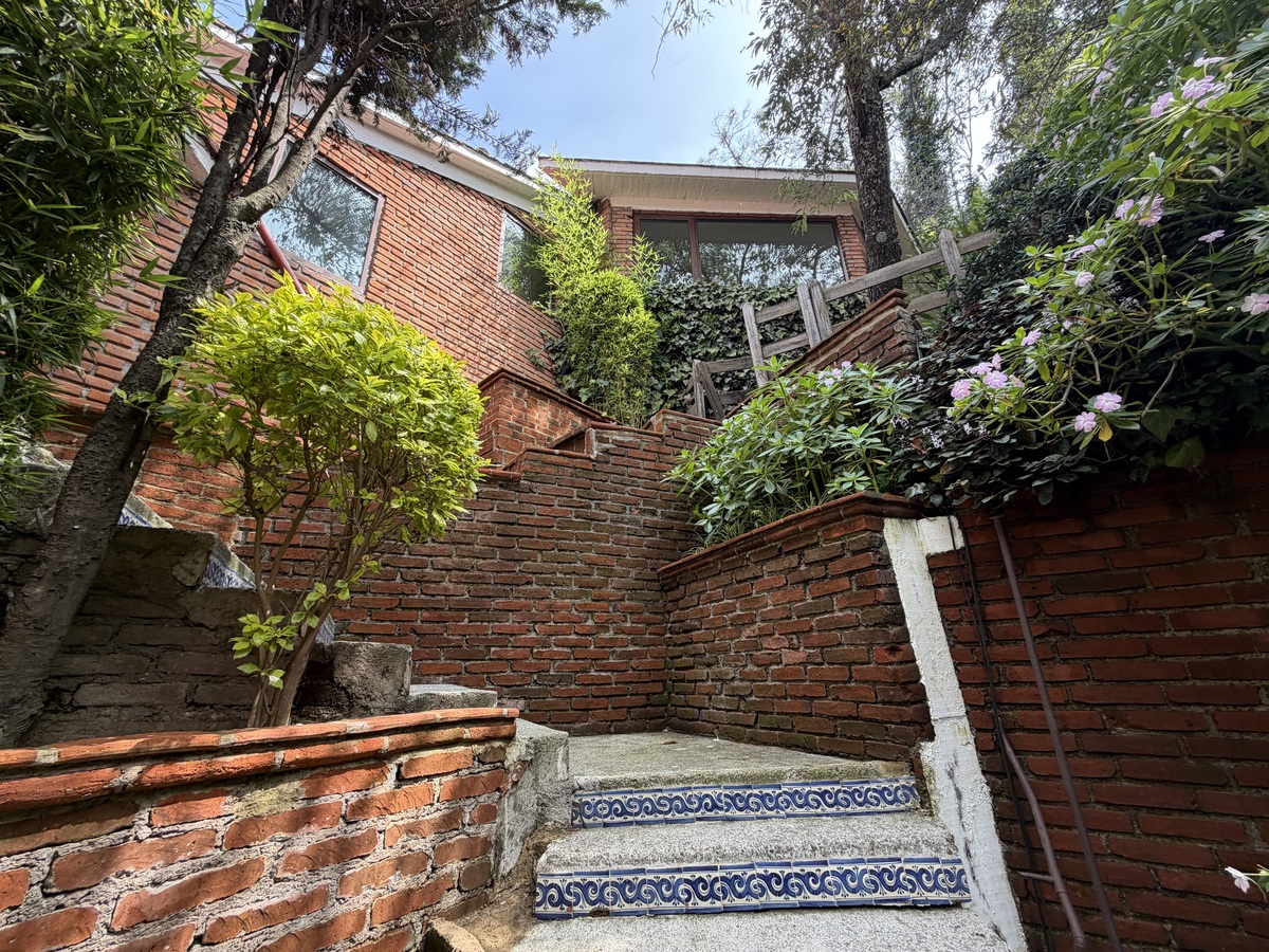 1 de 16: Fachada