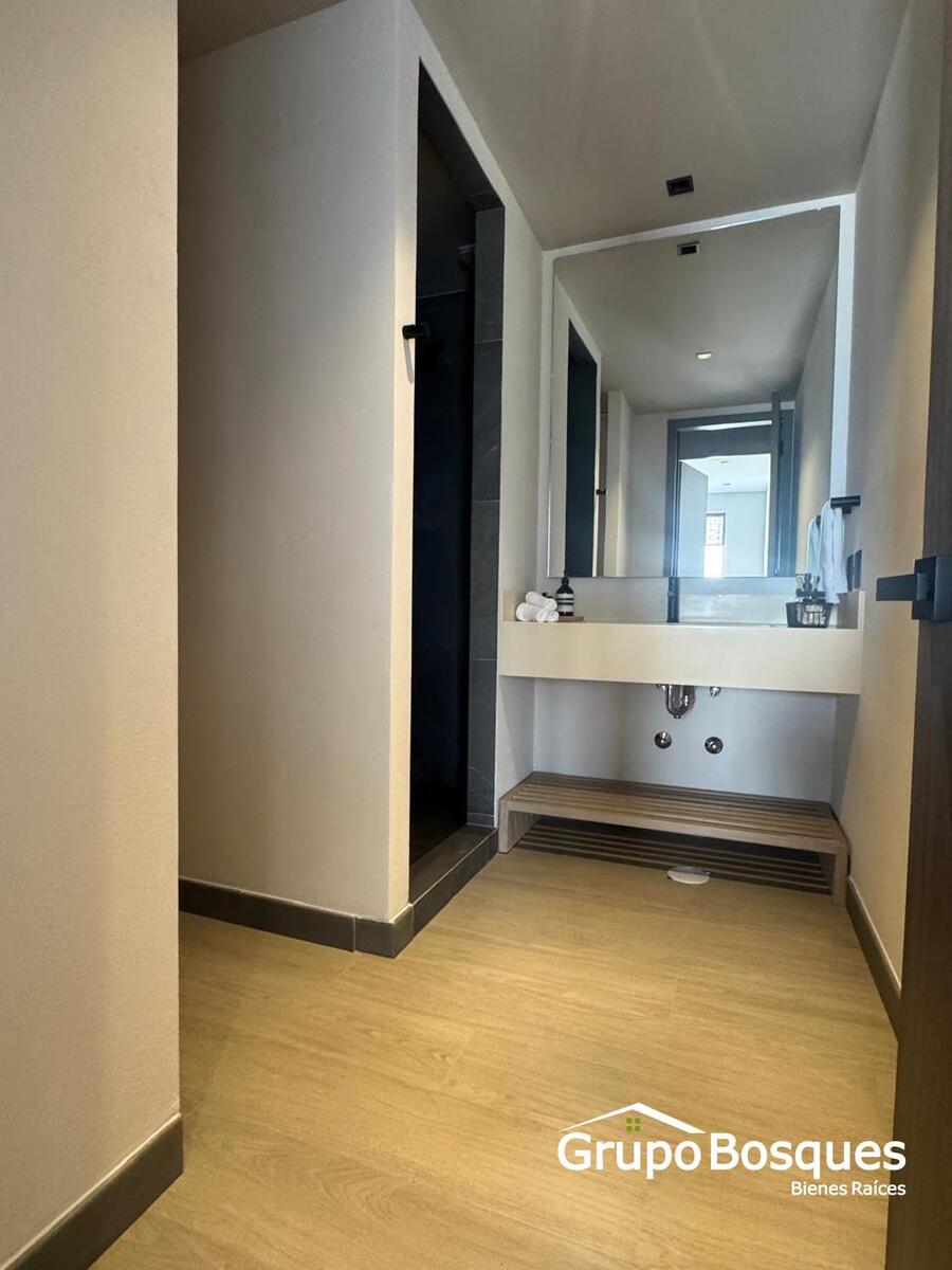 13 of 25: Depto. Muestra