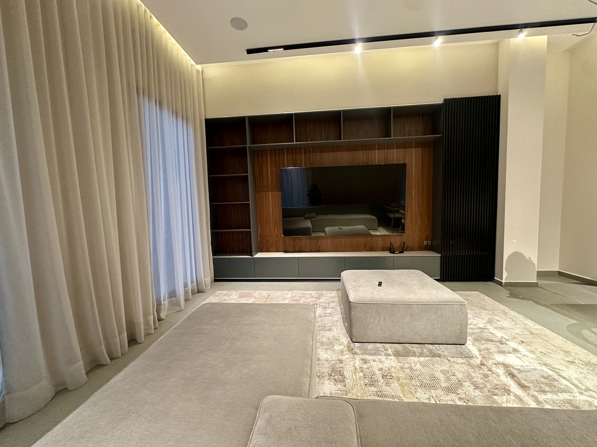 18 de 18: SALA DE REUNIÓN