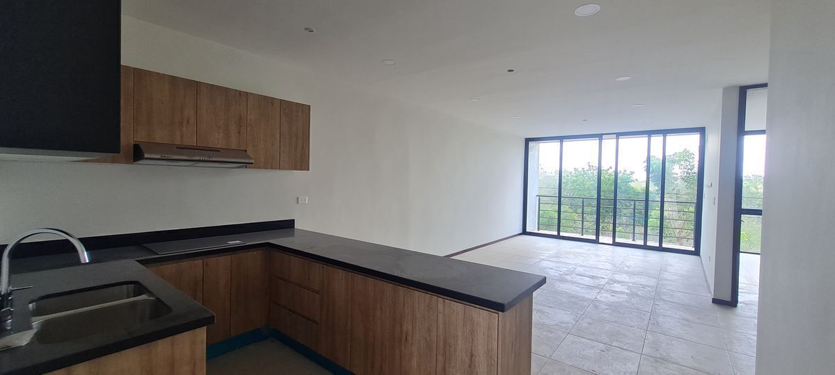 3 de 14: Sala, Comedor y Cocina