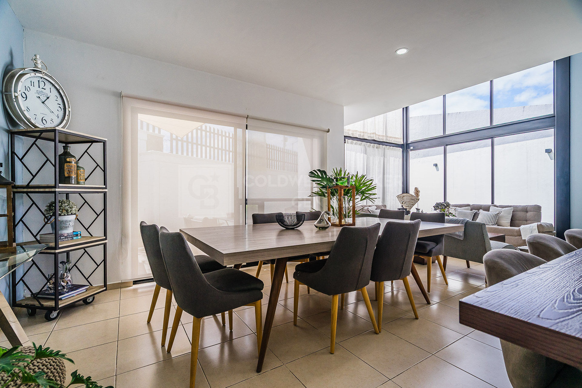 5 de 24: Comedor