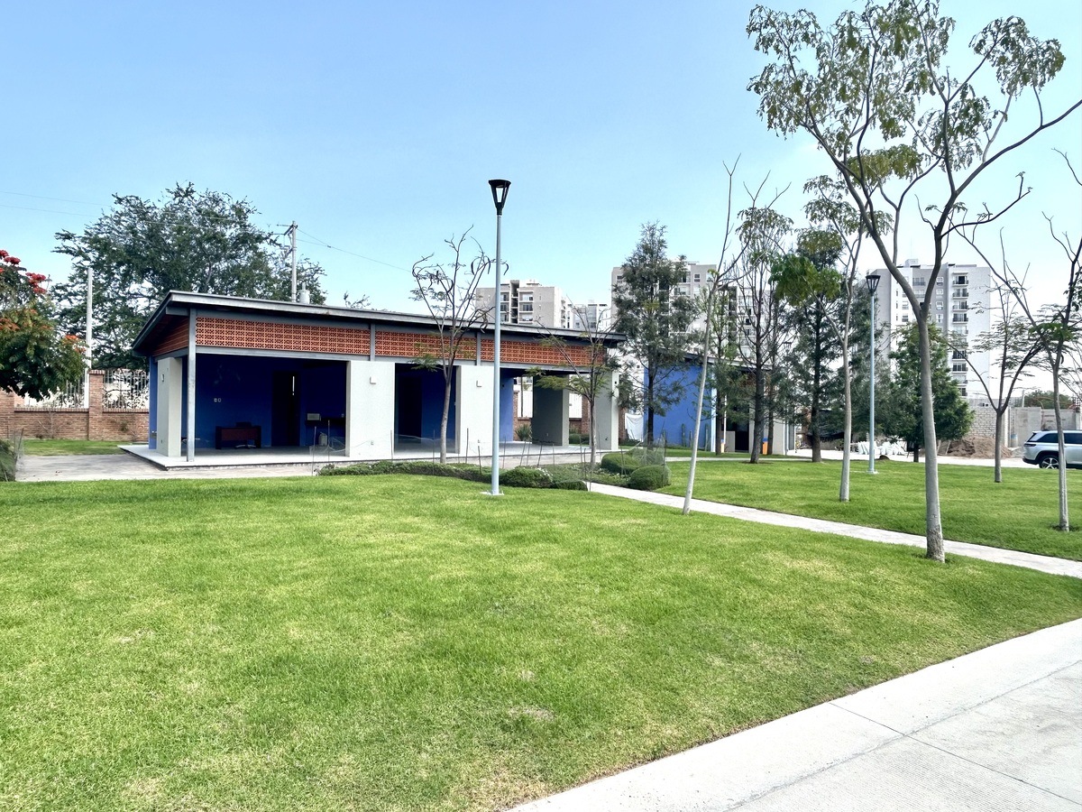3 de 25: Casa Club