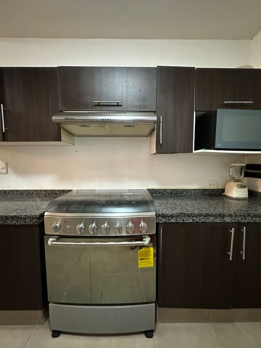 4 de 17: Cocina equipada