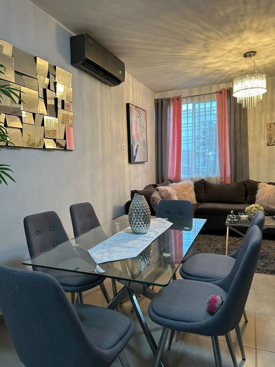 6 de 17: Sala y comedor