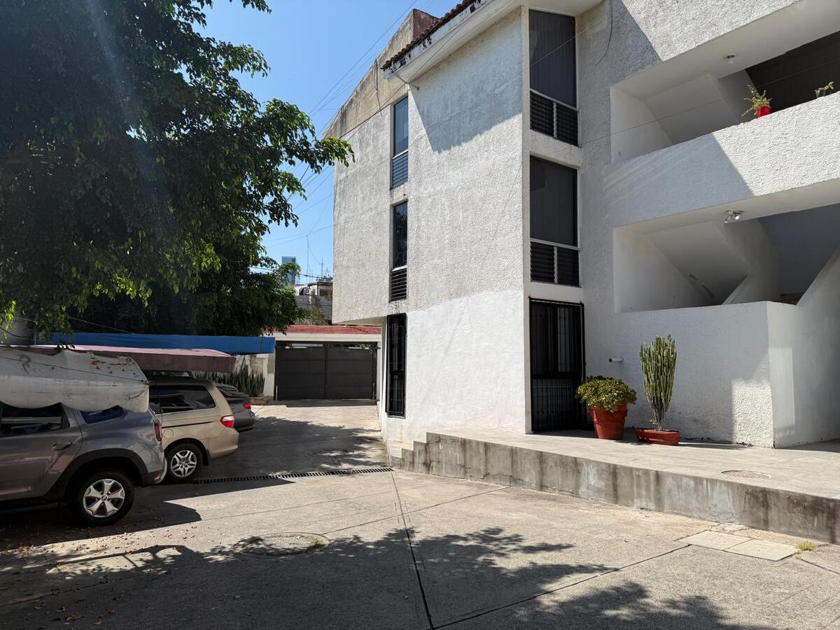 2 de 11: Fachada edificio