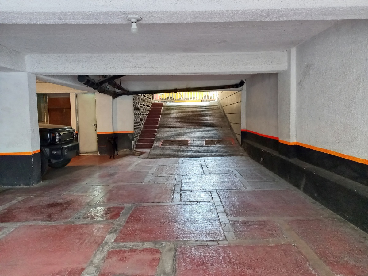 19 de 20: un cajón de estacionamiento
