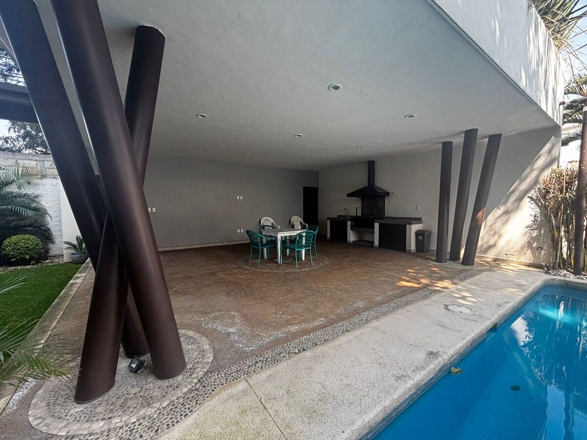 15 de 27: Área común