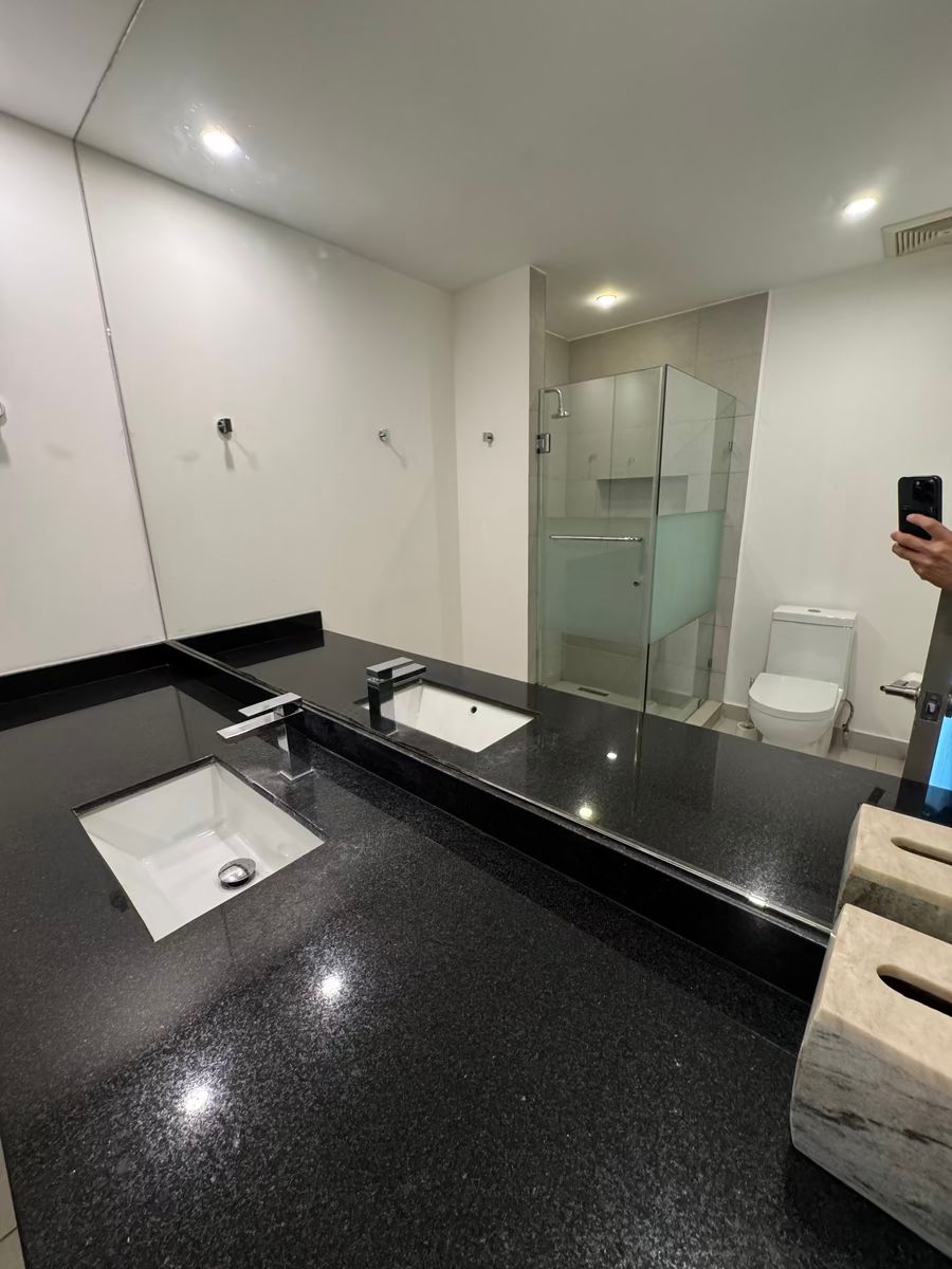 5 de 9: Baño Principal
