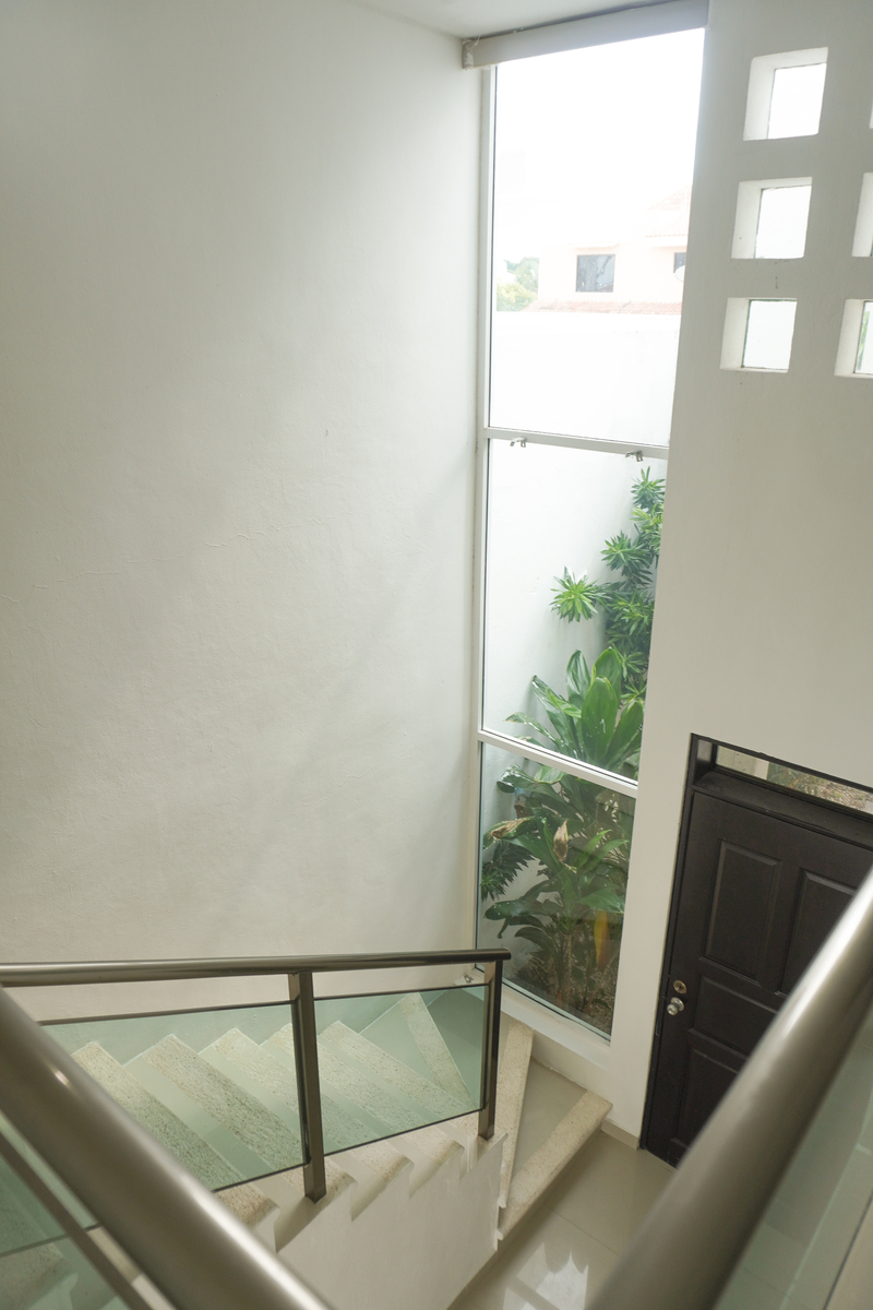 18 de 18: ACCESO DOBLE ALTURA